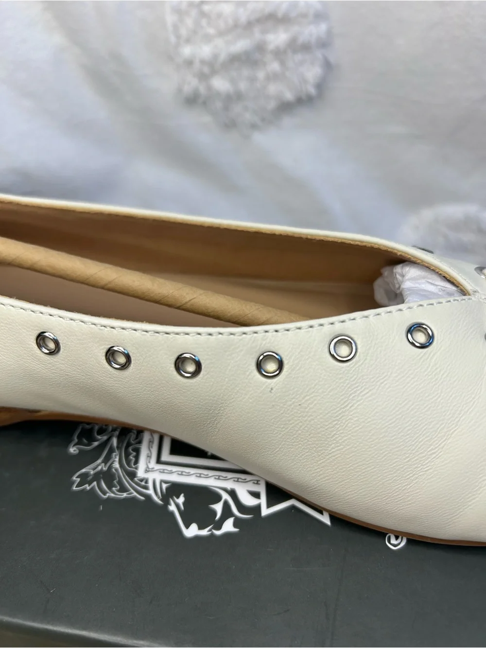 Silent D Lonny Grommet Lace-Up Flats